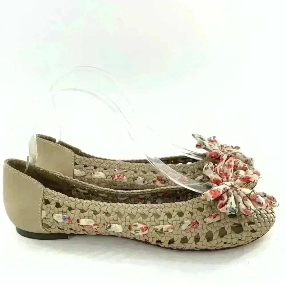 Restricted womens flats size 6 taupe leather floral scarf bow ballet granny core